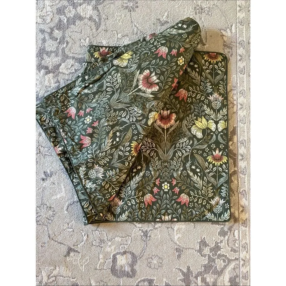 IKEA KÄRRDUNÖRT Olive Green Floral Pillowcases